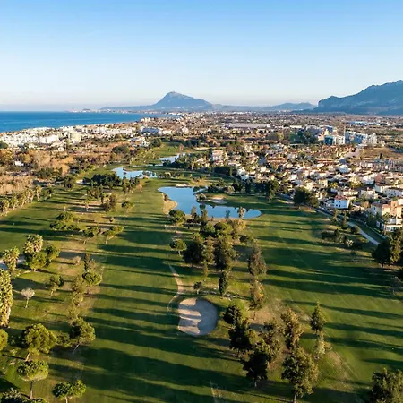 Villa Cisne By On Travel Oliva