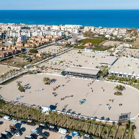 Cisne By On Travel *